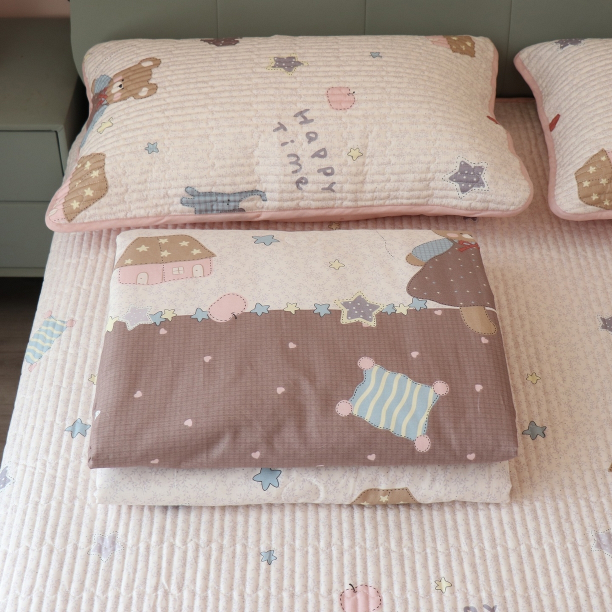 91家纺网 家纺一手货源 找家纺 孑寐家纺 2026新款全棉纯棉多功能夏被床盖四件套夏凉被空调被 假日野餐