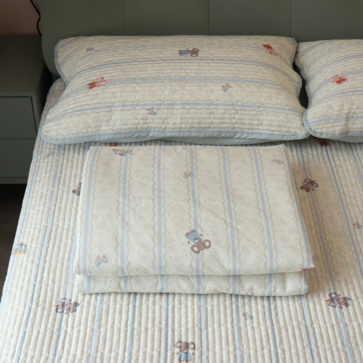 91家纺网 家纺一手货源 找家纺 孑寐家纺 2026新款全棉纯棉多功能夏被床盖四件套夏凉被空调被 小象人家