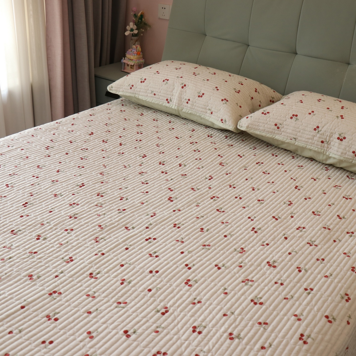 91家纺网 家纺一手货源 找家纺 孑寐家纺 2026新款全棉纯棉多功能夏被床盖四件套夏凉被空调被 小樱桃