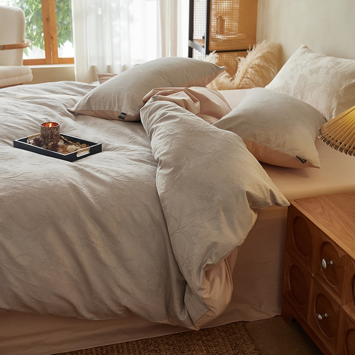 91家纺网 家纺一手货源 找家纺 2026新款A类13372全棉水洗提花四件套-翩然梦蝶系列