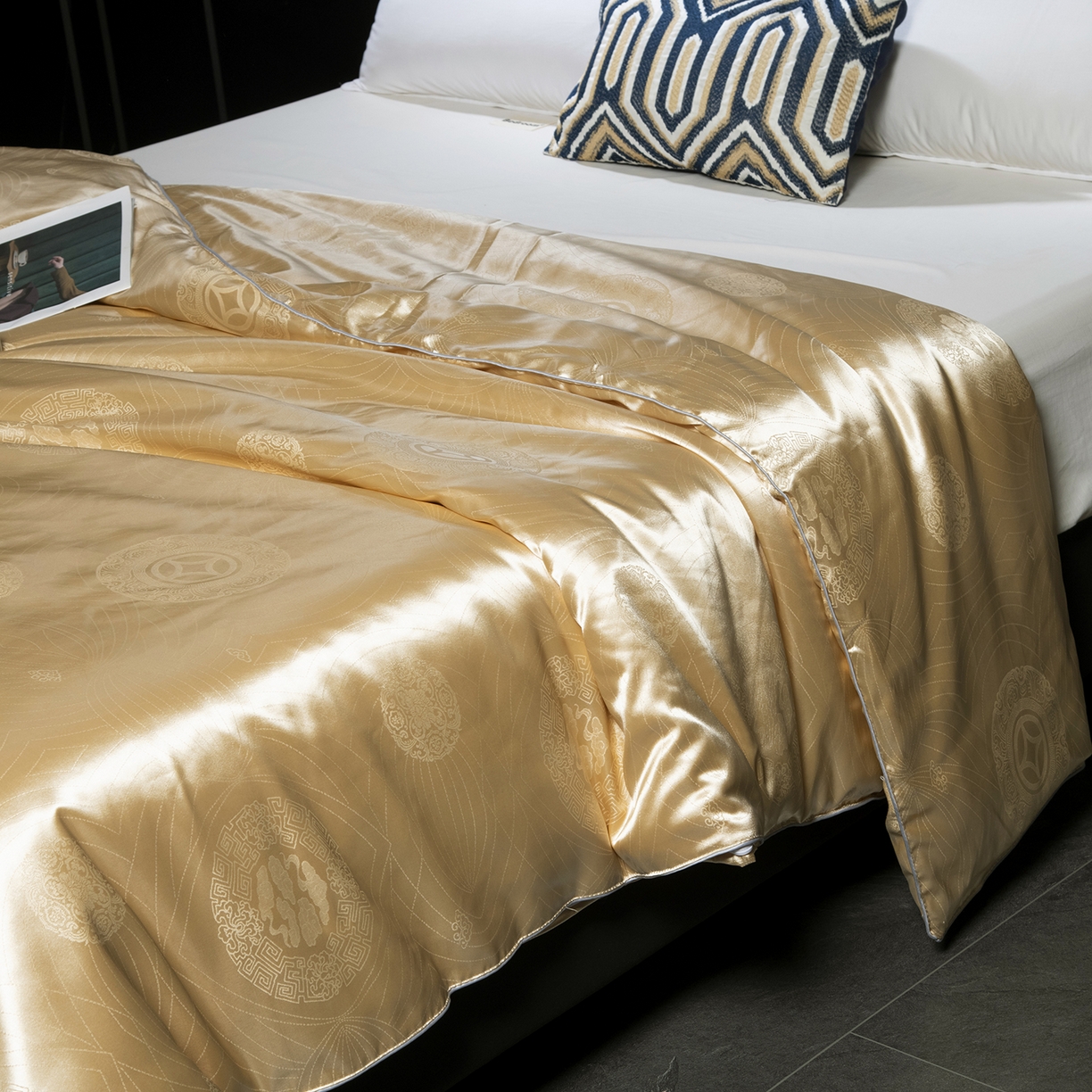 91家纺网 家纺一手货源 找家纺 鑫田家纺 2026新款直播爆款蚕丝被100%蚕丝被品牌代工蚕丝被 提花面料