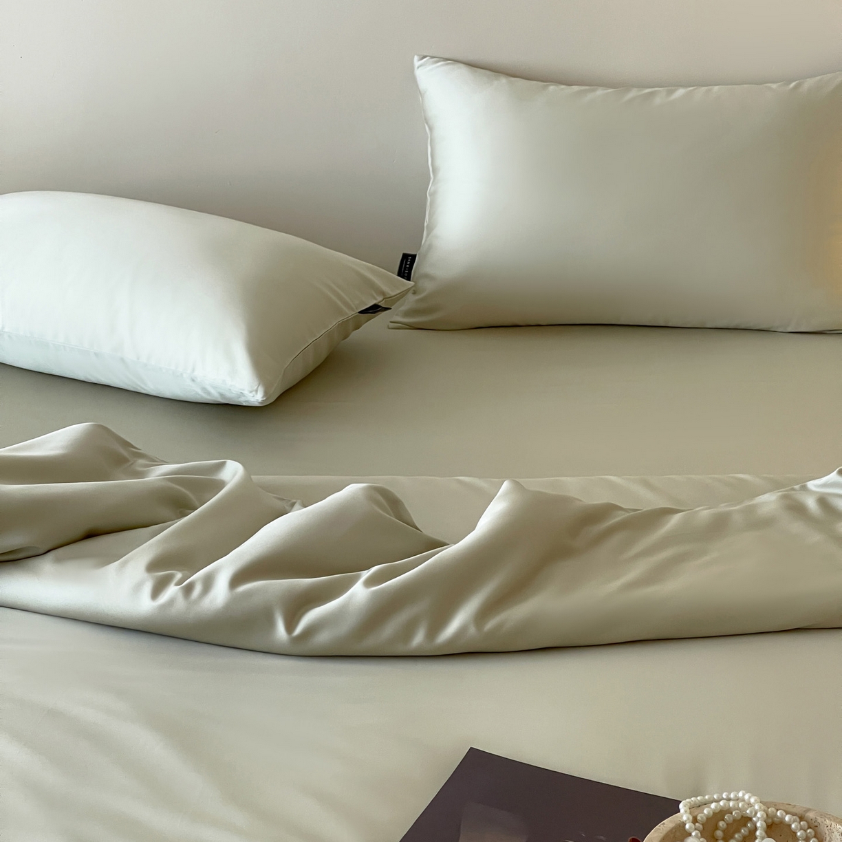 91家纺网 家纺一手货源 找家纺 三味舒屋 2026新款凉风小奢绸60S兰精天丝纯色四件套 象牙白