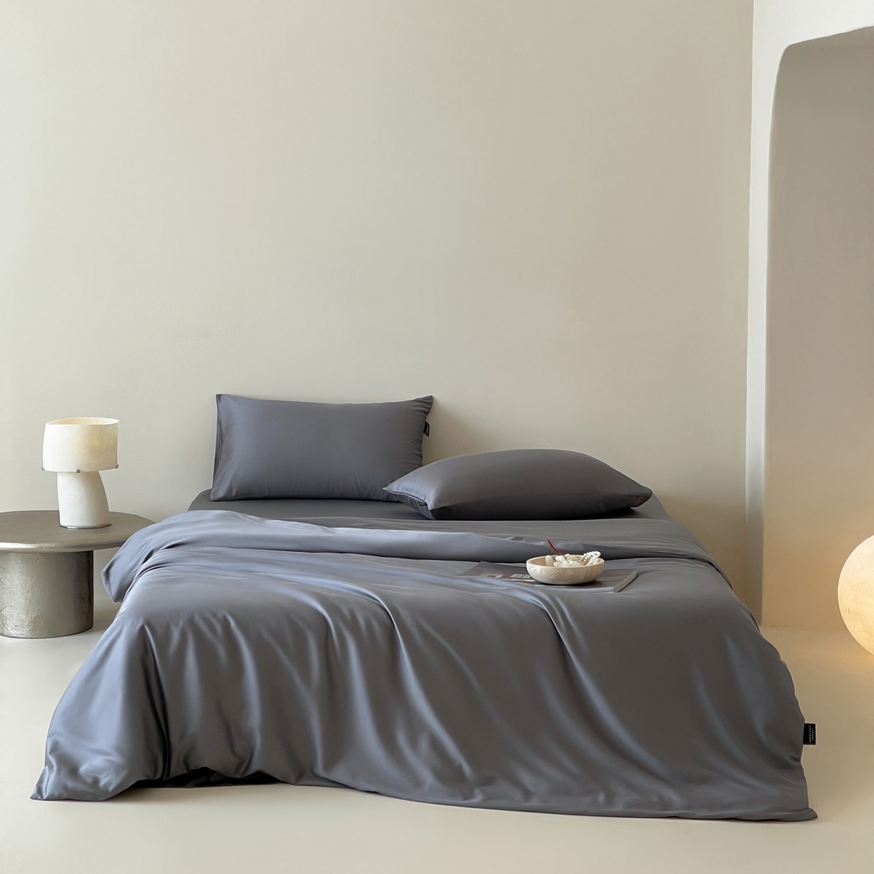 91家纺网 家纺一手货源 找家纺 三味舒屋 2026新款凉风小奢绸60S兰精天丝纯色四件套 雅灰