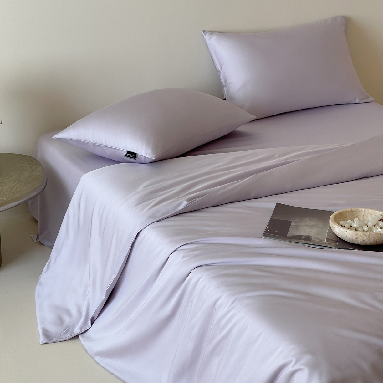 91家纺网 家纺一手货源 找家纺 三味舒屋 2026新款凉风小奢绸60S兰精天丝纯色四件套 紫铜色