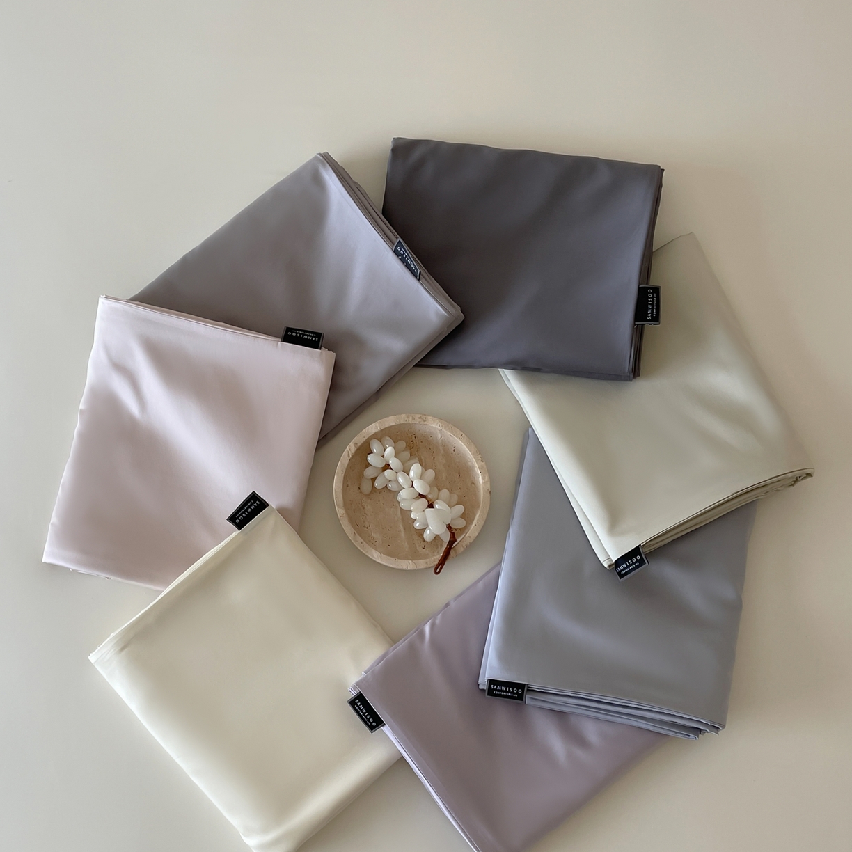 91家纺网 家纺一手货源 找家纺 三味舒屋 2026新款凉风小奢绸60S兰精天丝纯色四件套 组合图仅供展示-不可下单