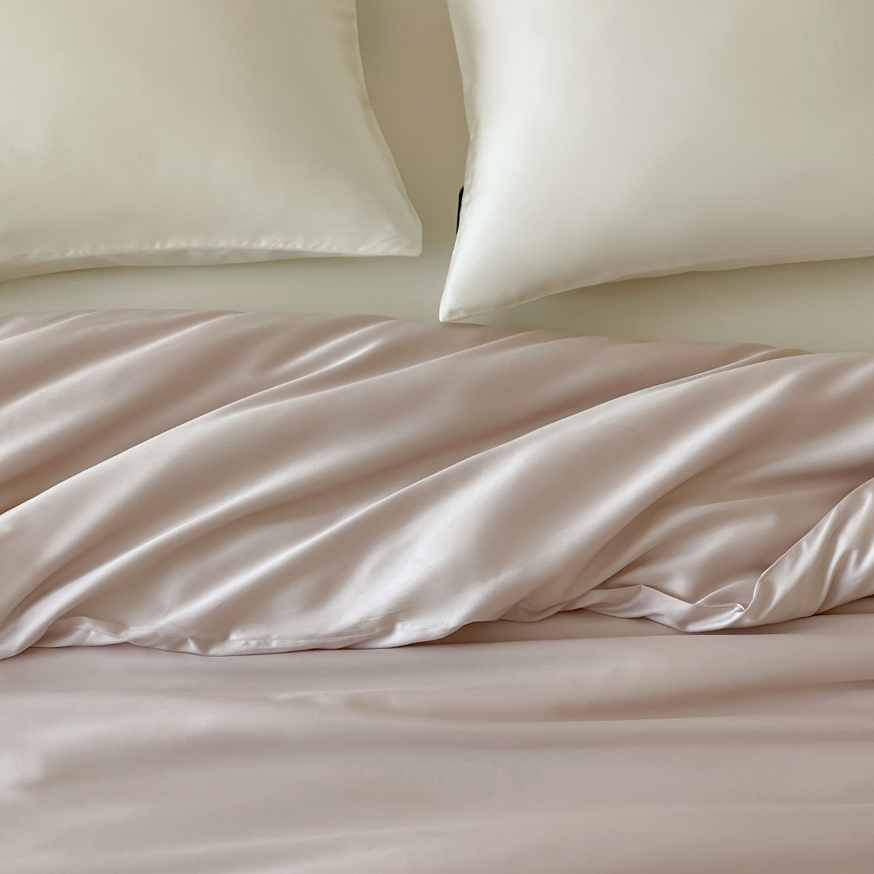 91家纺网 家纺一手货源 找家纺 三味舒屋 2026新款凉风小奢绸60S兰精天丝纯色单品系列-单被套被套单件 斯卡其粉