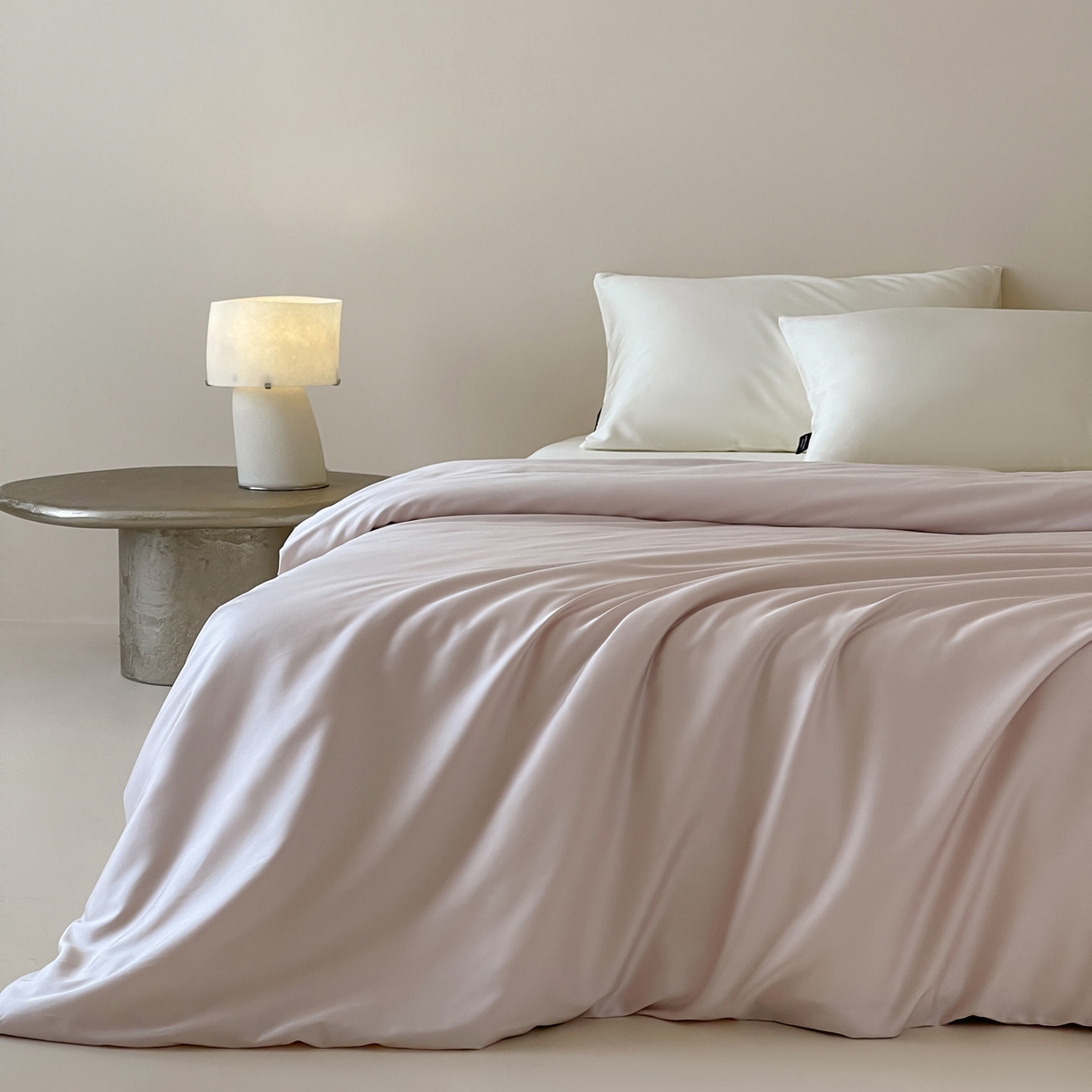 91家纺网 家纺一手货源 找家纺 三味舒屋 2026新款凉风小奢绸60S兰精天丝纯色单品系列-单被套被套单件 斯卡其粉