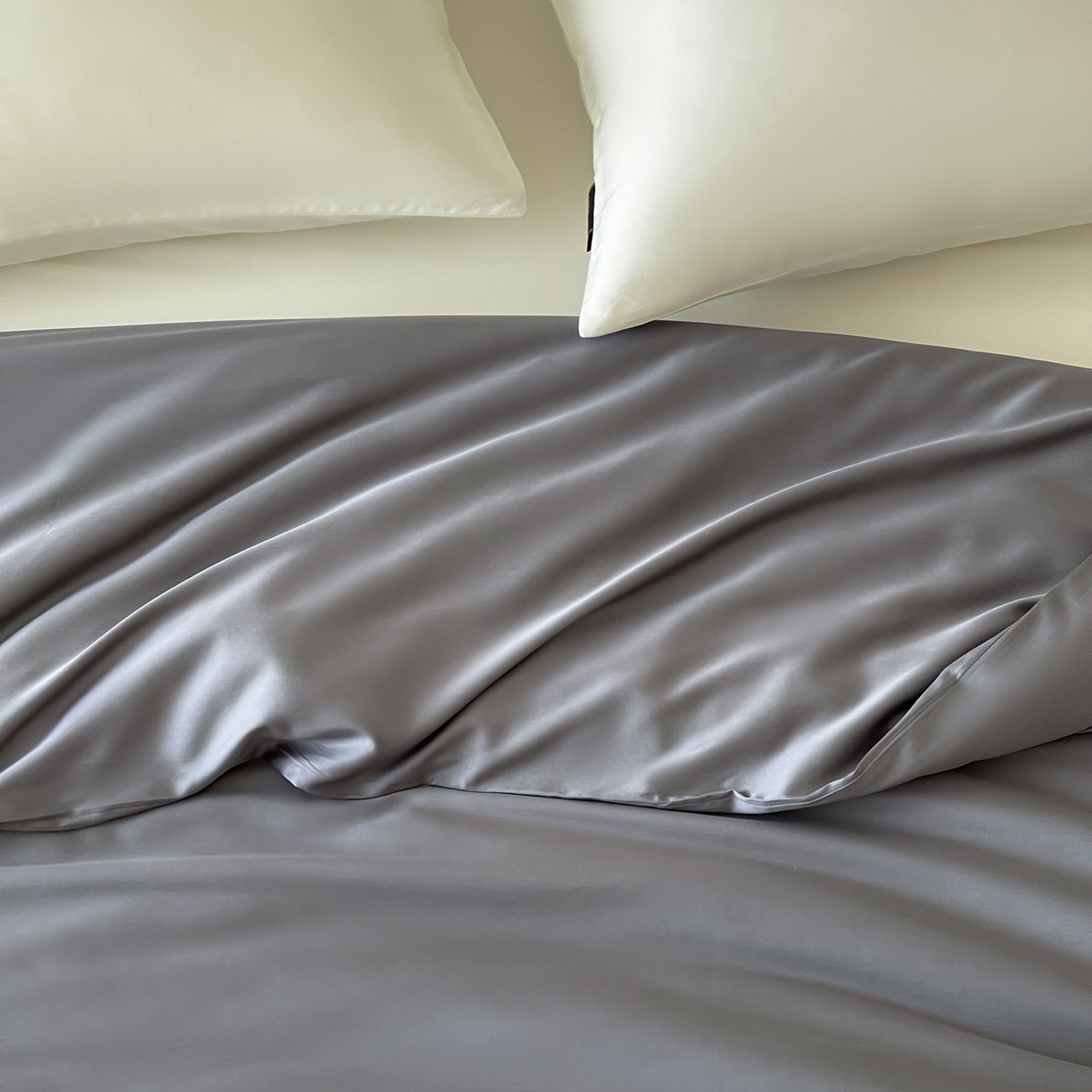 91家纺网 家纺一手货源 找家纺 三味舒屋 2026新款凉风小奢绸60S兰精天丝纯色单品系列-单被套被套单件 雅灰