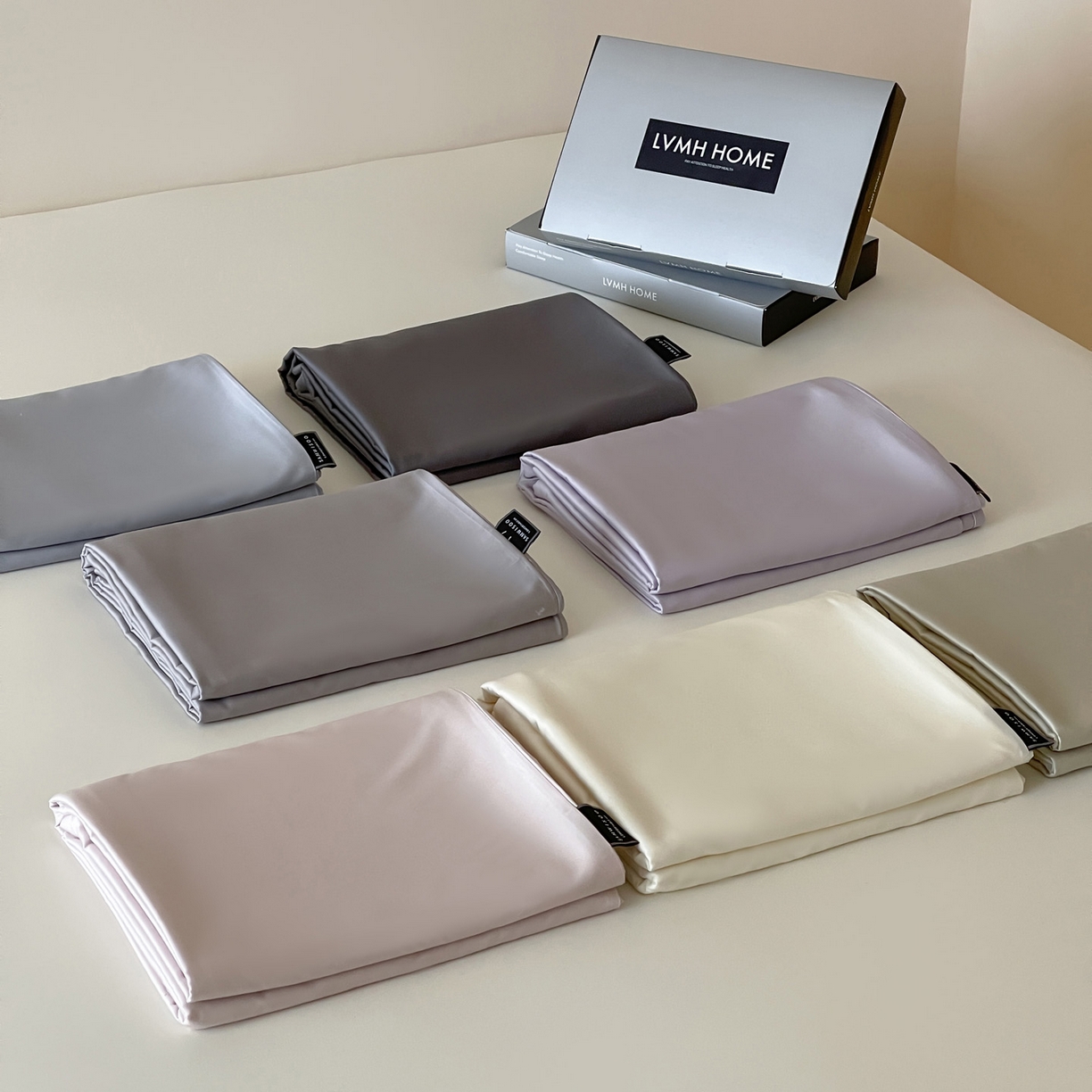 91家纺网 家纺一手货源 找家纺 三味舒屋 2026新款凉风小奢绸60S兰精天丝纯色单品系列-单被套被套单件 组合图仅供展示-不可下单