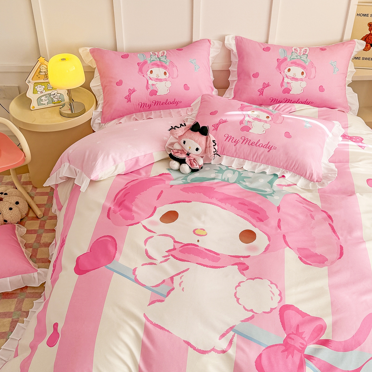 91家纺网 家纺一手货源 找家纺 玉元坊 2026新款儿童卡通全棉纯棉花边被套正版授权三丽鸥美乐蒂大版四件套 大版花边-甜心美乐蒂