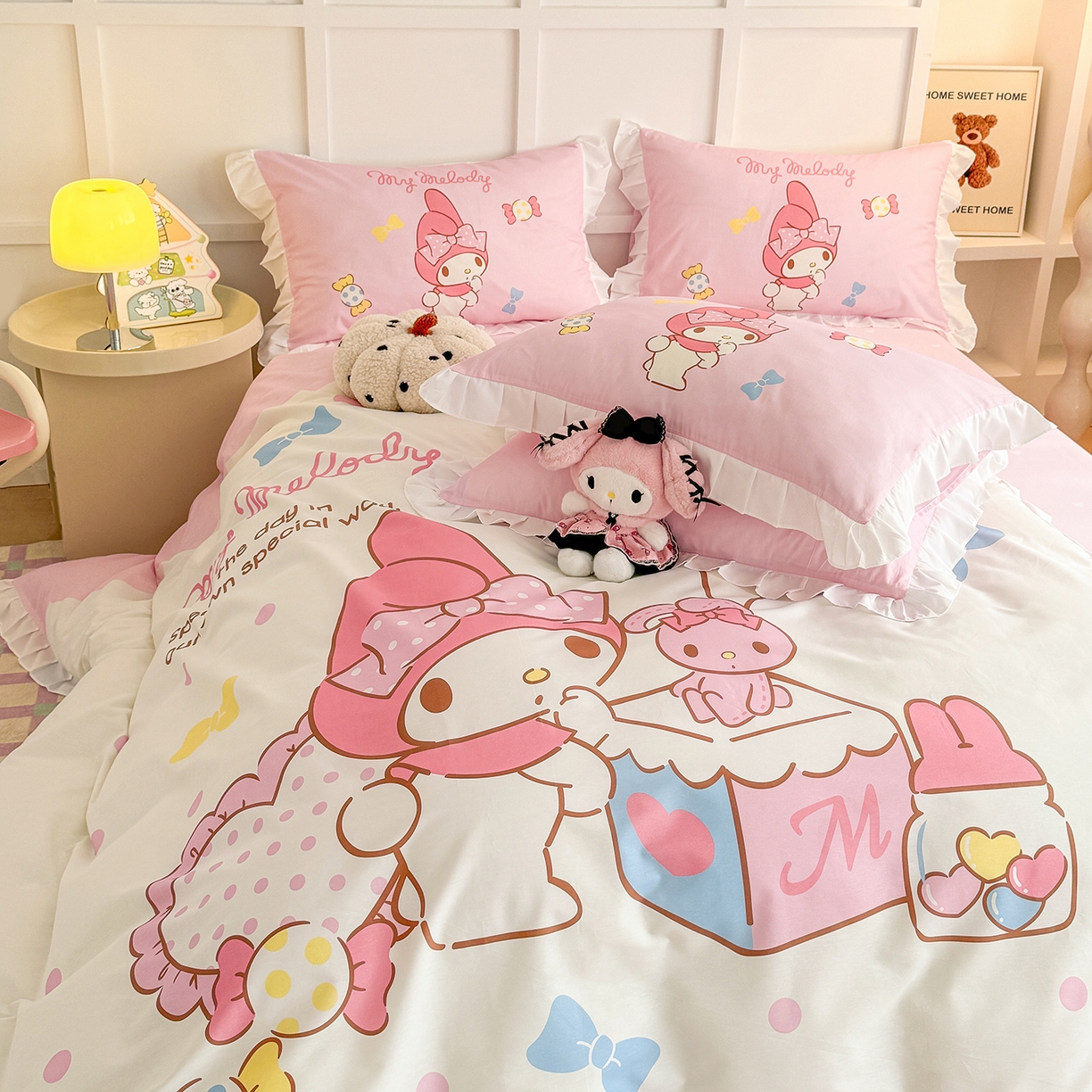 91家纺网 家纺一手货源 找家纺 玉元坊 2026新款儿童卡通全棉纯棉花边被套正版授权三丽鸥美乐蒂大版四件套 大版花边-糖果美乐蒂