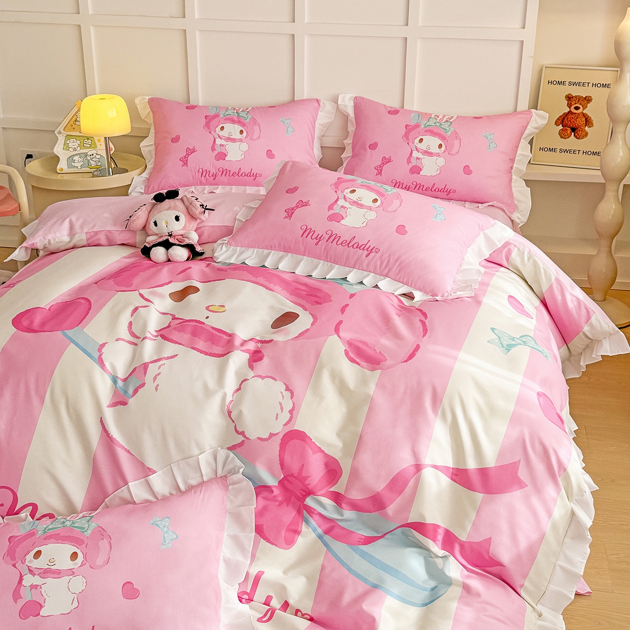 91家纺网 家纺一手货源 找家纺 玉元坊 2026新款儿童卡通全棉纯棉花边被套正版授权三丽鸥美乐蒂大版四件套 大版花边-甜心美乐蒂