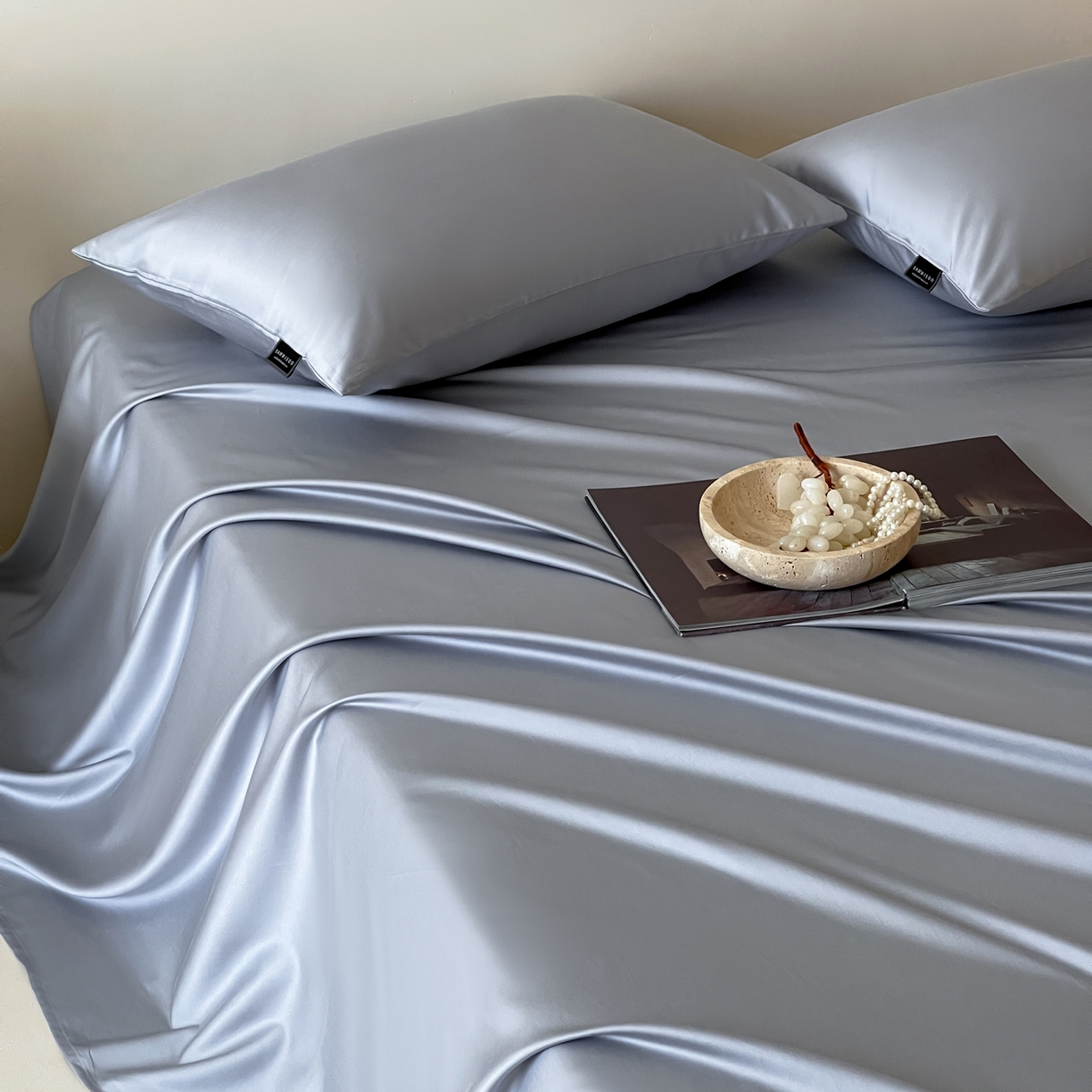 91家纺网 家纺一手货源 找家纺 三味舒屋 2026新款凉风小奢绸60S兰精天丝纯色单品系列-单床单床单单件 极光蓝