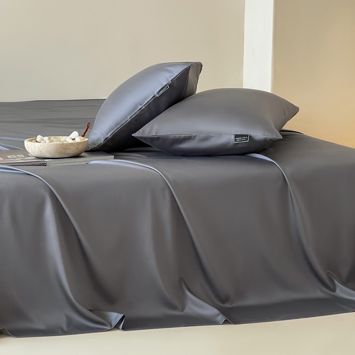 91家纺网 家纺一手货源 找家纺 三味舒屋 2026新款凉风小奢绸60S兰精天丝纯色单品系列-单床单床单单件 雅灰