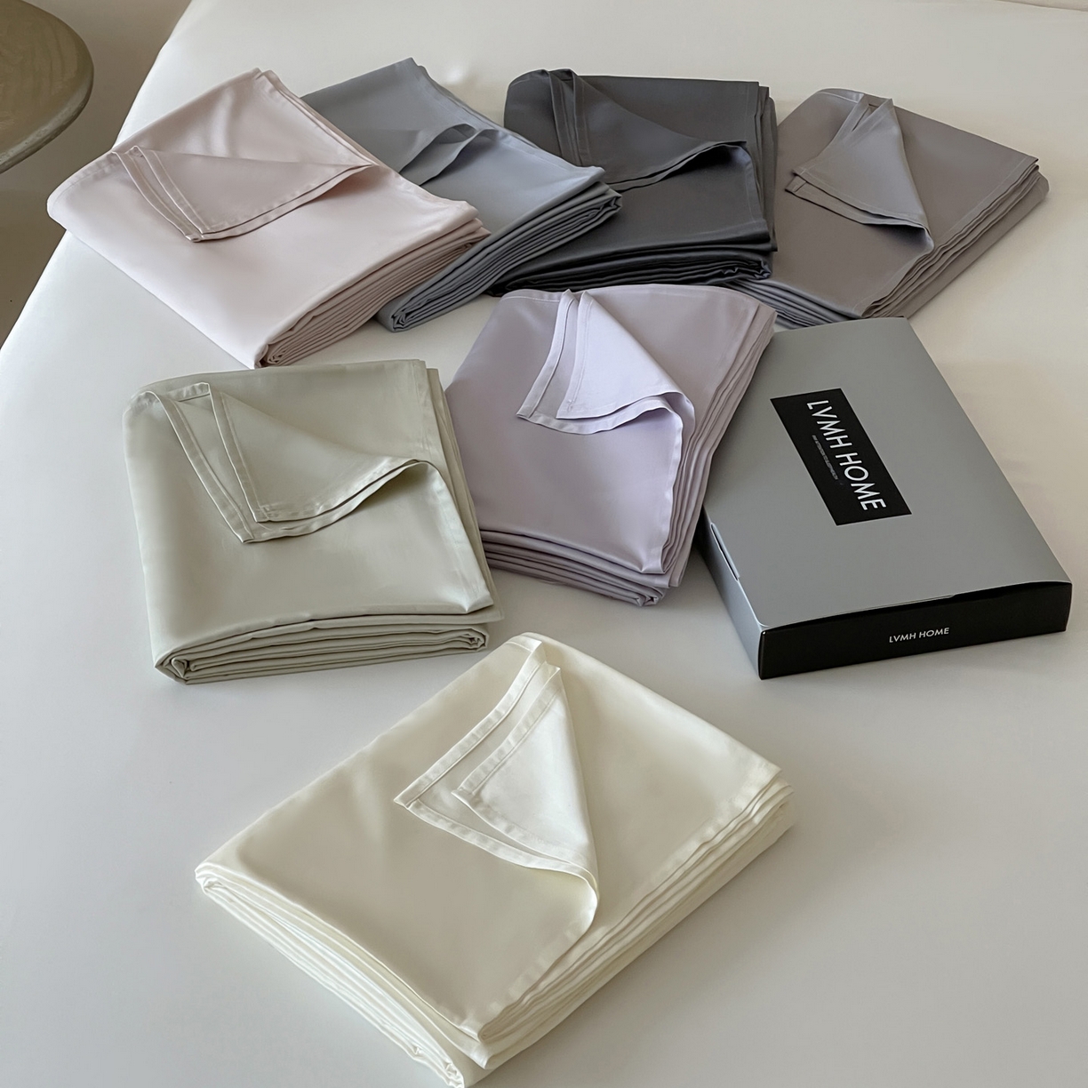 91家纺网 家纺一手货源 找家纺 三味舒屋 2026新款凉风小奢绸60S兰精天丝纯色单品系列-单床单床单单件 组合图仅供展示-不可下单