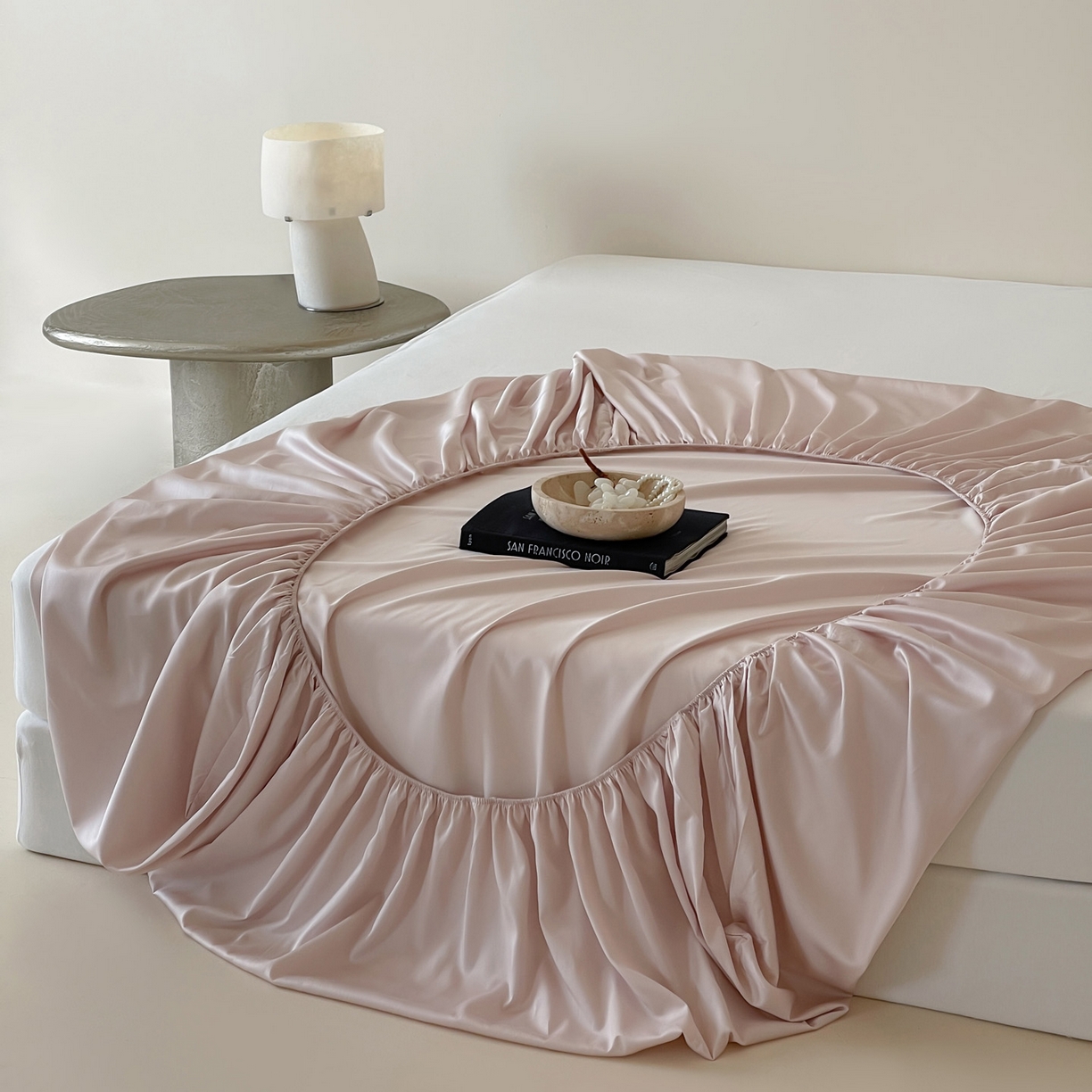 91家纺网 家纺一手货源 找家纺 （总）三味舒屋 2026新款凉风小奢绸60S兰精天丝纯色单品系列-单床笠 床笠单件