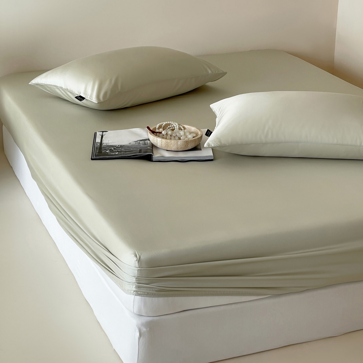 91家纺网 家纺一手货源 找家纺 三味舒屋 2026新款凉风小奢绸60S兰精天丝纯色单品系列-单床笠 床笠单件 象牙白