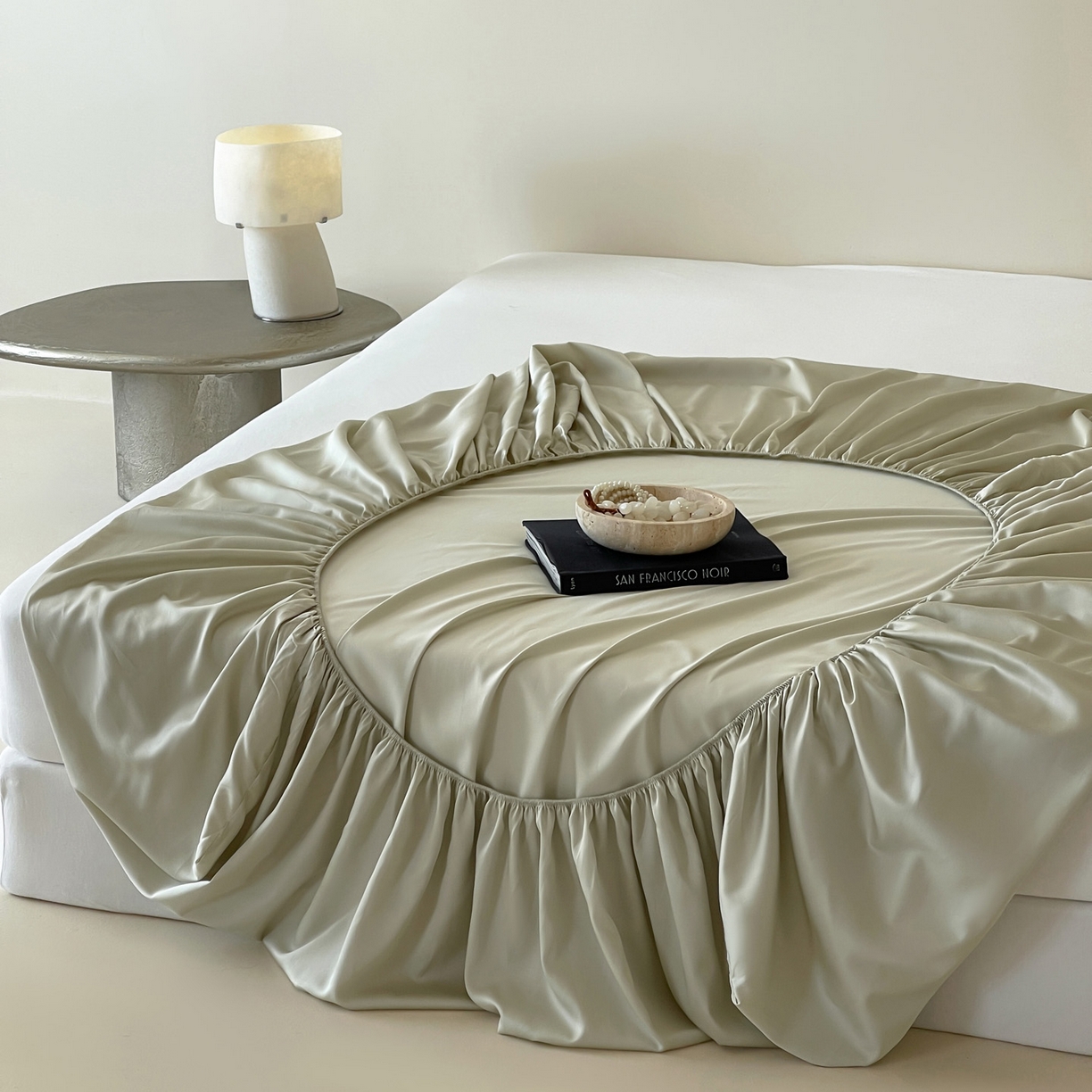 91家纺网 家纺一手货源 找家纺 三味舒屋 2026新款凉风小奢绸60S兰精天丝纯色单品系列-单床笠 床笠单件 象牙白