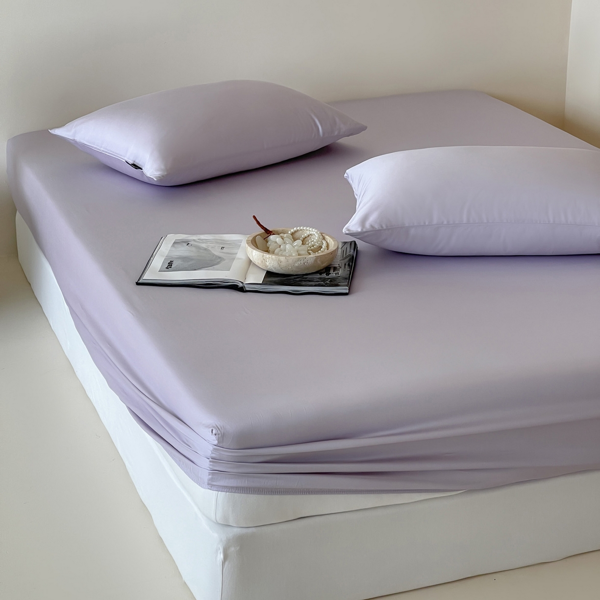 91家纺网 家纺一手货源 找家纺 三味舒屋 2026新款凉风小奢绸60S兰精天丝纯色单品系列-单床笠 床笠单件 紫铜色