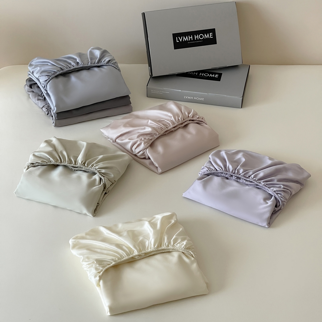 91家纺网 家纺一手货源 找家纺 三味舒屋 2026新款凉风小奢绸60S兰精天丝纯色单品系列-单床笠 床笠单件 组合图仅供展示-不可下单