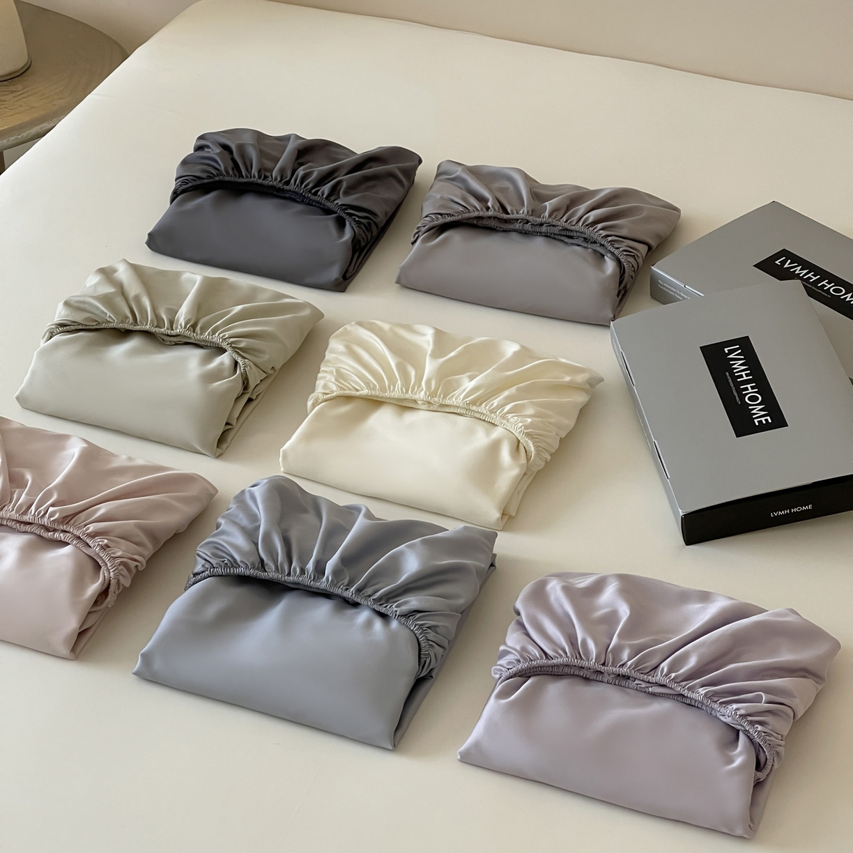 91家纺网 家纺一手货源 找家纺 三味舒屋 2026新款凉风小奢绸60S兰精天丝纯色单品系列-单床笠 床笠单件 组合图仅供展示-不可下单