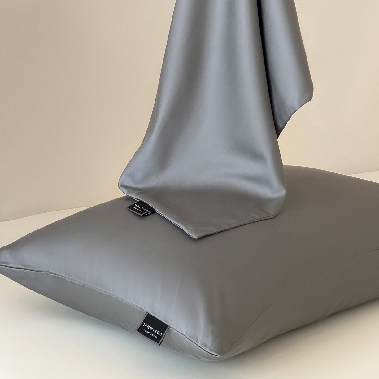 91家纺网 家纺一手货源 找家纺 三味舒屋 2026新款凉风小奢绸60S兰精天丝纯色单品系列-单枕套枕套单件 雅灰
