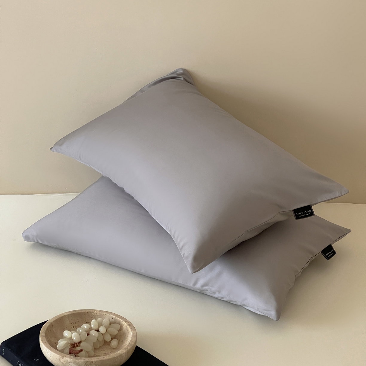 91家纺网 家纺一手货源 找家纺 三味舒屋 2026新款凉风小奢绸60S兰精天丝纯色单品系列-单枕套枕套单件 烟灰色