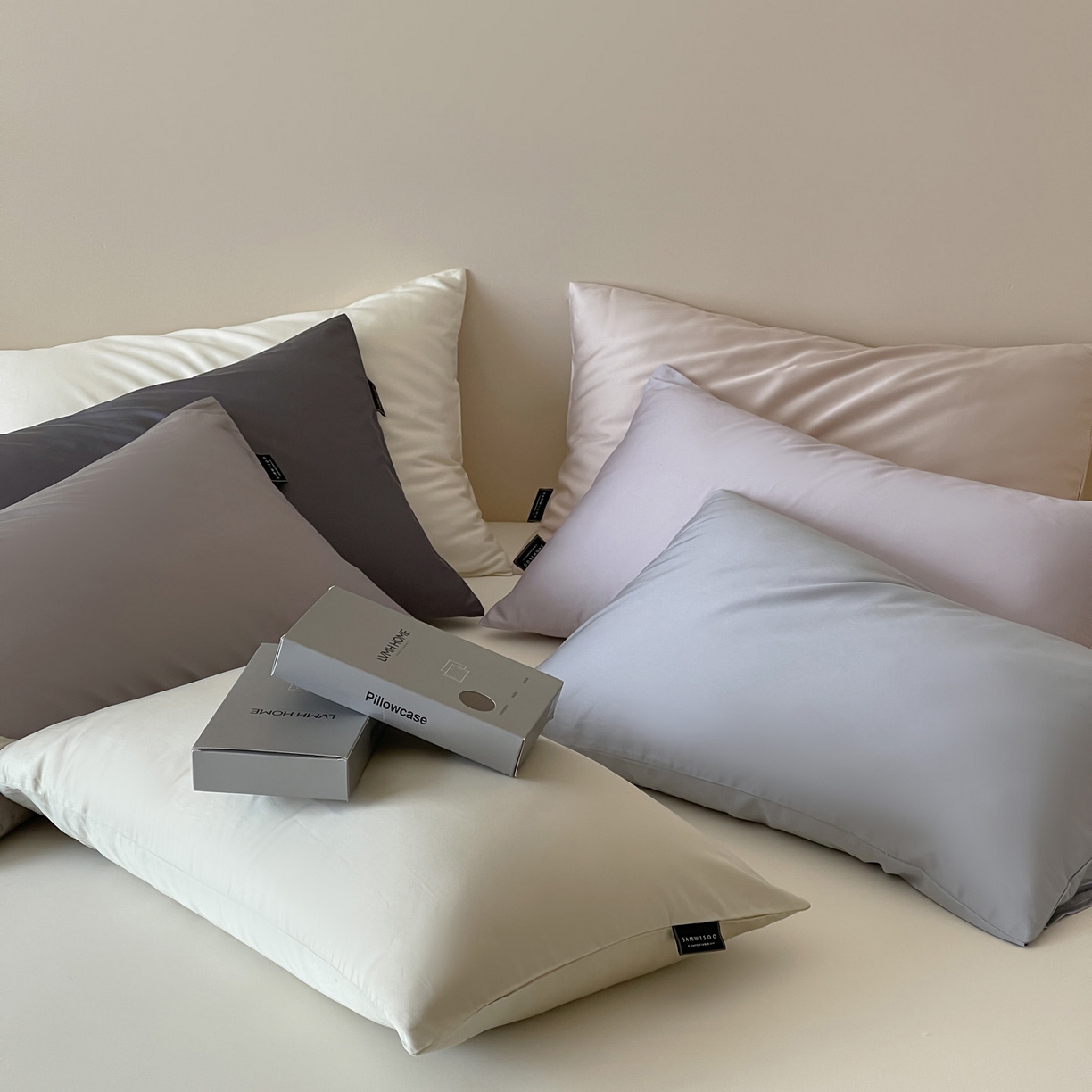 91家纺网 家纺一手货源 找家纺 三味舒屋 2026新款凉风小奢绸60S兰精天丝纯色单品系列-单枕套枕套单件 组合图仅供展示-不可下单