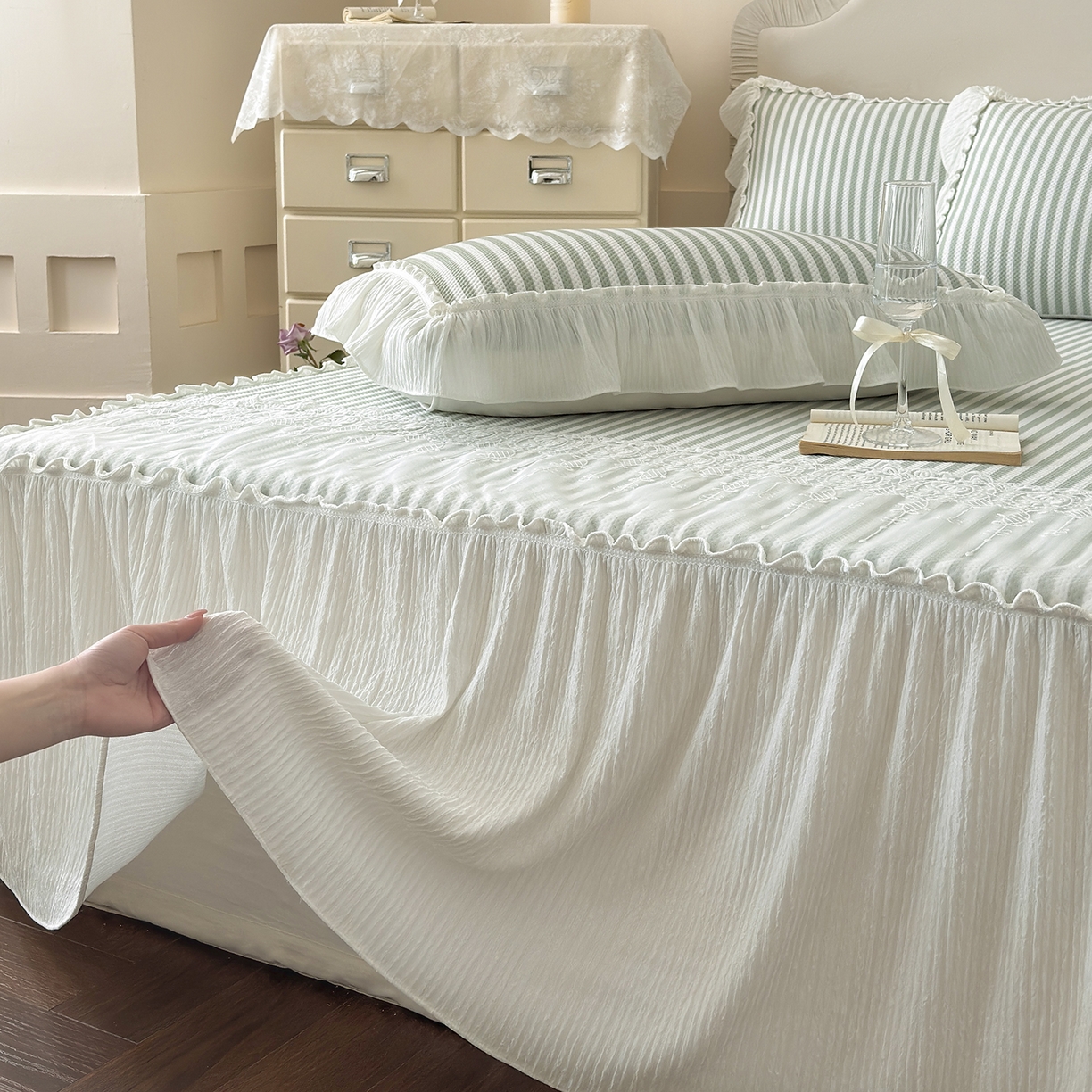 91家纺网 家纺一手货源 找家纺 乐朵家居 2026新款 爱丽丝（加厚复合） 凉豆豆凉席三件套 绿