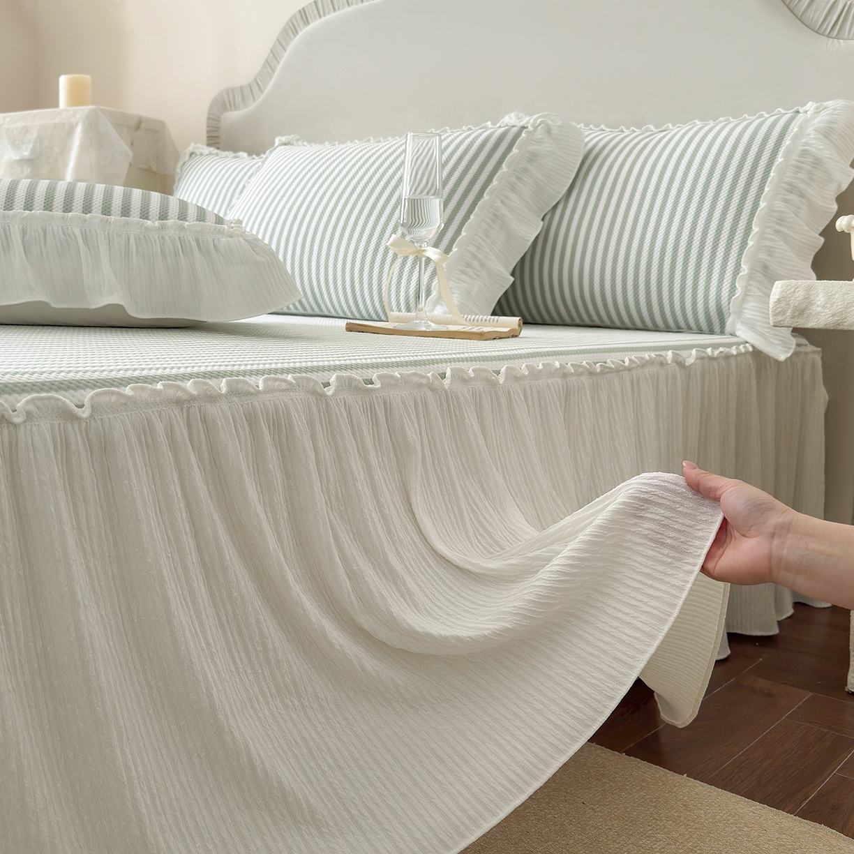 91家纺网 家纺一手货源 找家纺 乐朵家居 2026新款 爱丽丝（加厚复合） 凉豆豆凉席三件套 绿