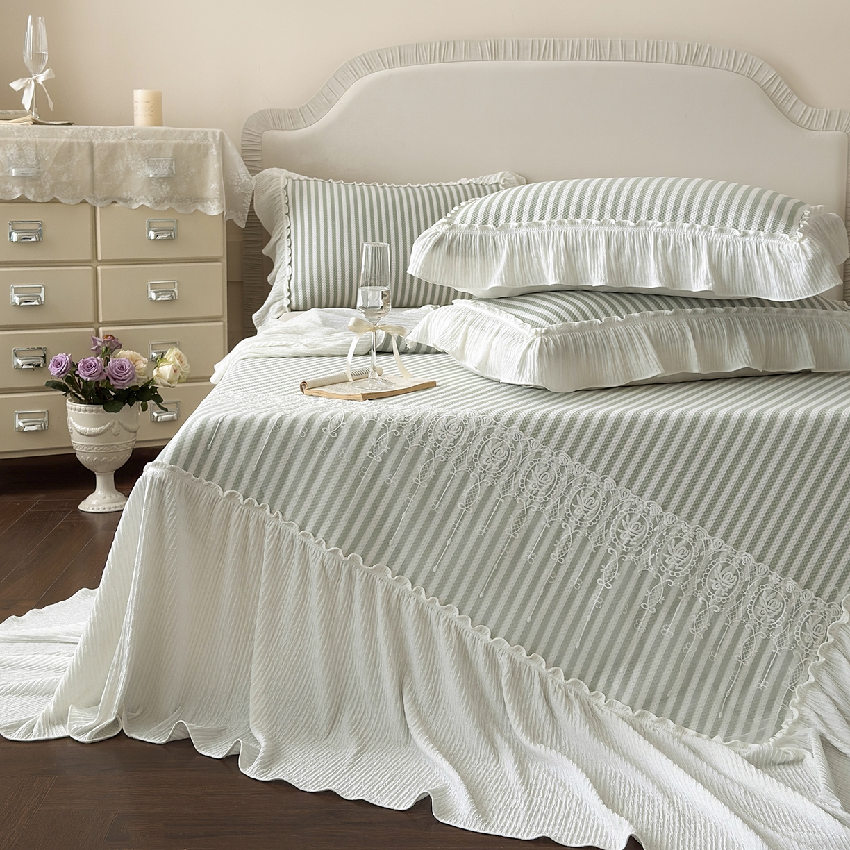 91家纺网 家纺一手货源 找家纺 乐朵家居 2026新款 爱丽丝（加厚复合） 凉豆豆凉席三件套 绿