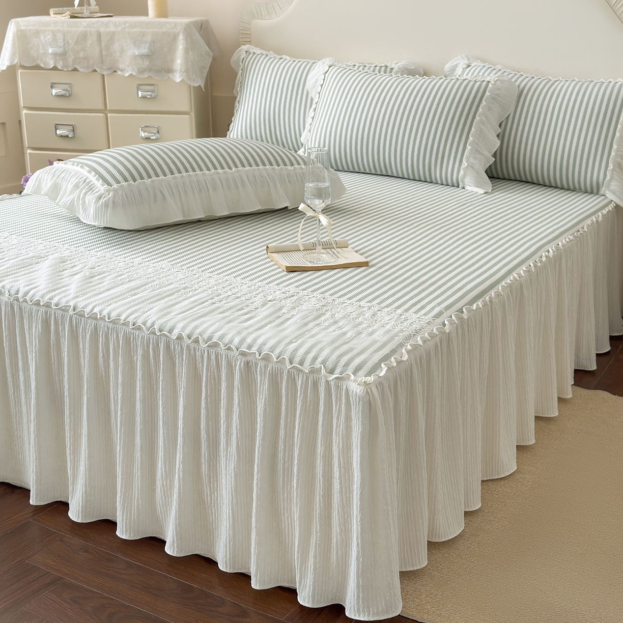 91家纺网 家纺一手货源 找家纺 乐朵家居 2026新款 爱丽丝（加厚复合） 凉豆豆凉席三件套 绿