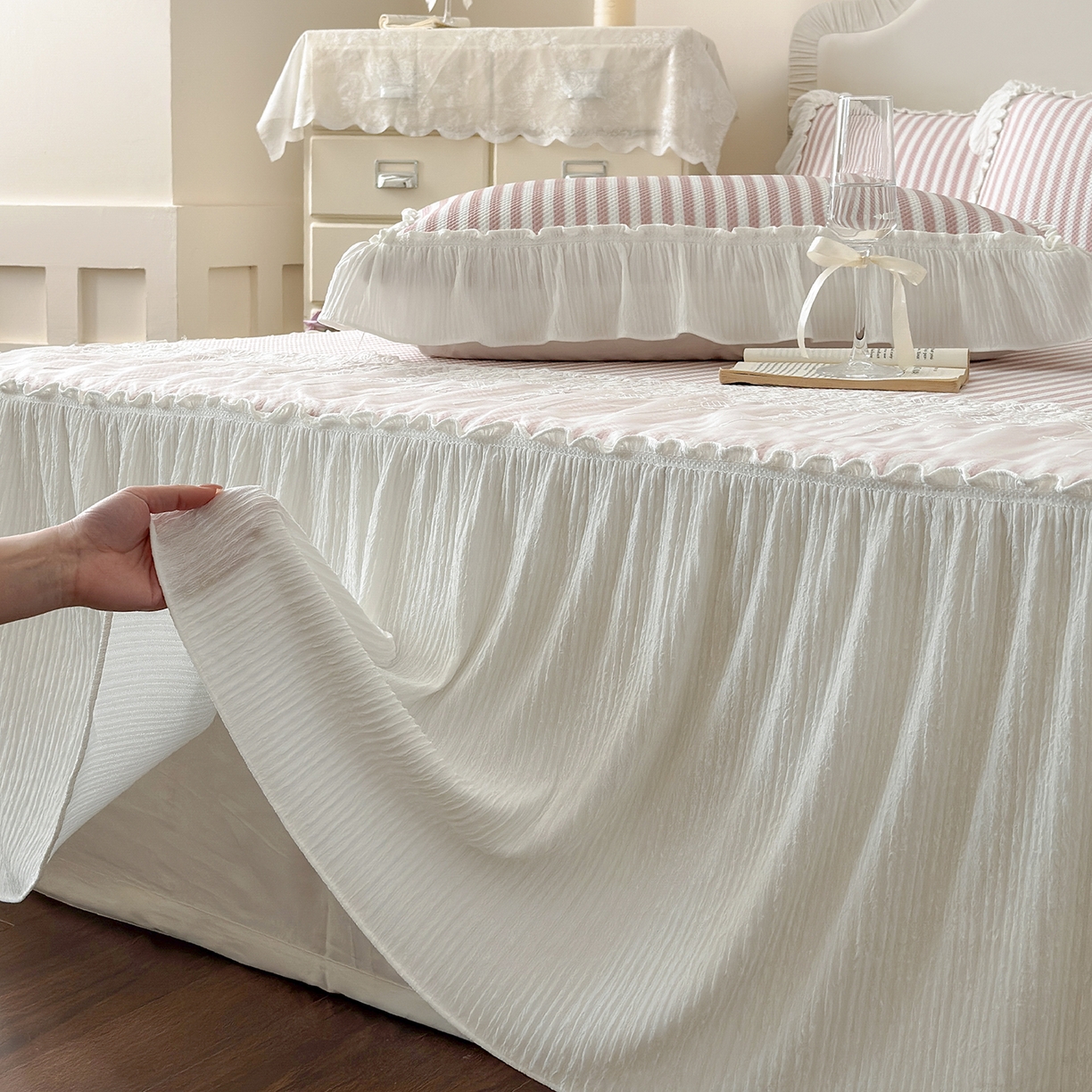 91家纺网 家纺一手货源 找家纺 乐朵家居 2026新款 爱丽丝（加厚复合） 凉豆豆凉席三件套 豆粉