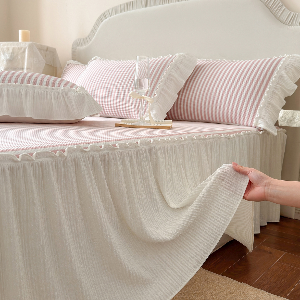 91家纺网 家纺一手货源 找家纺 乐朵家居 2026新款 爱丽丝（加厚复合） 凉豆豆凉席三件套 豆粉