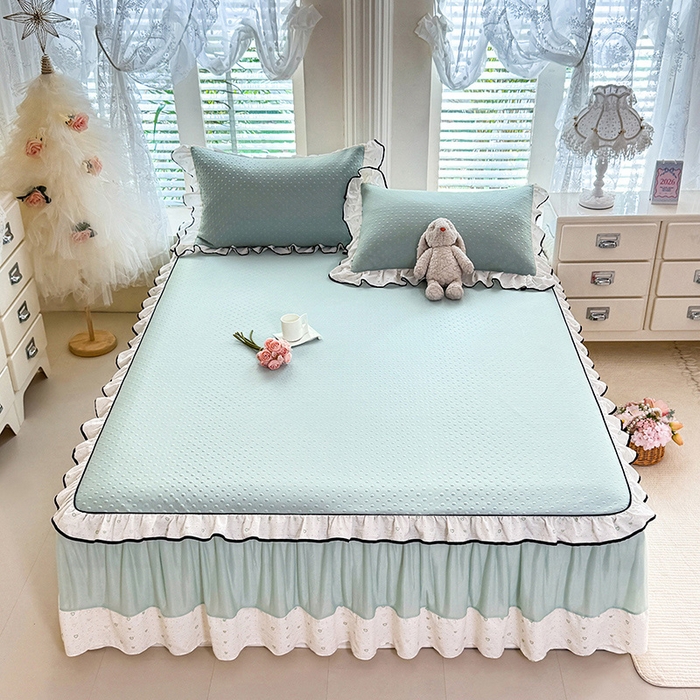 91家纺网 家纺一手货源 找家纺 贝凯瑞 2026夏季冰凉豆豆碳光冰丝空气层床裙款夏日清梦花边夏被凉席子单件三件四件套 夏日冰茉