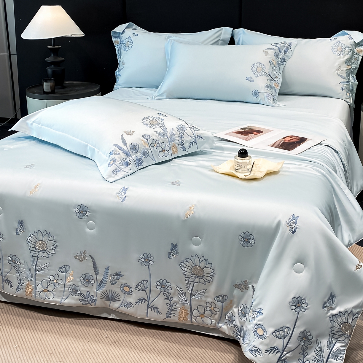 91家纺网 家纺一手货源 找家纺 新方向 2026新款刺绣A类20%蚕丝天丝棉夏被夏凉被空调被四件套-向阳而生 向阳而生-微光蓝