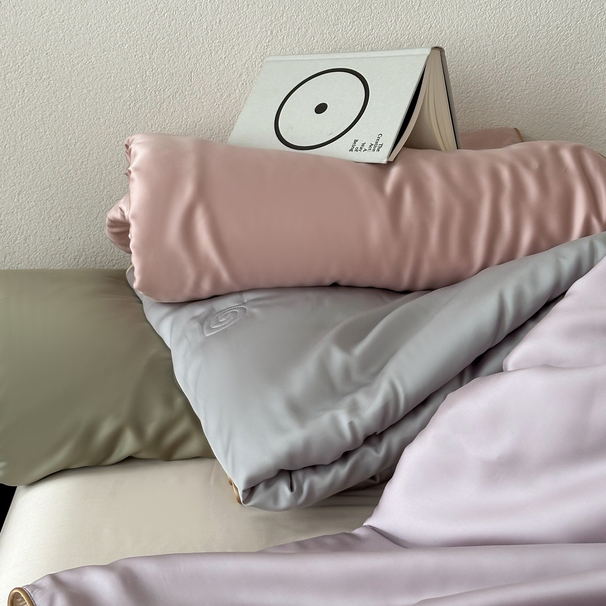 91家纺网 家纺一手货源 找家纺 （总）花时间 2026春夏新款天丝素色夏凉被夏被空调被四件套