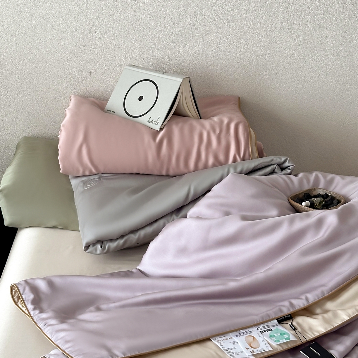 91家纺网 家纺一手货源 找家纺 （总）花时间 2026春夏新款天丝素色夏凉被夏被空调被四件套