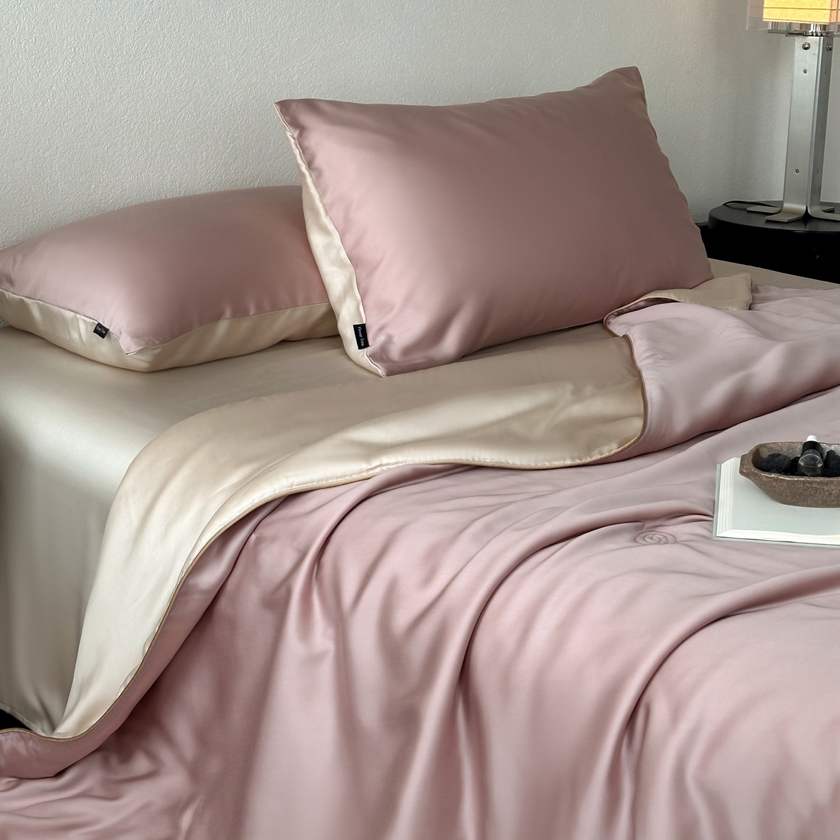 91家纺网 家纺一手货源 找家纺 （总）花时间 2026春夏新款天丝素色夏凉被夏被空调被四件套