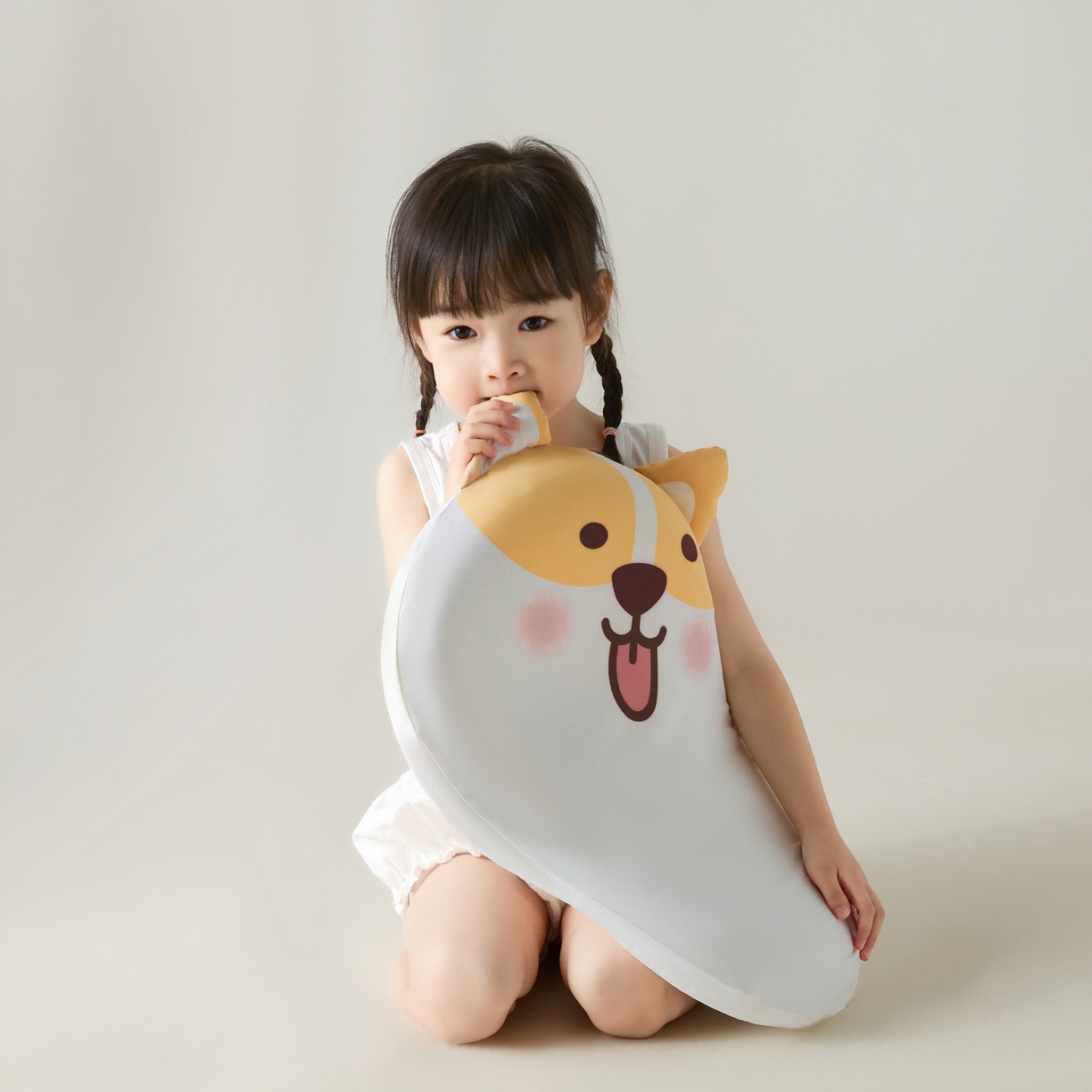 91家纺网 家纺一手货源 找家纺 （总）小桃姐家纺 2026新款可爱卡通儿童记忆枕柯基熊猫小狗记忆枕芯枕头可拆洗儿童枕