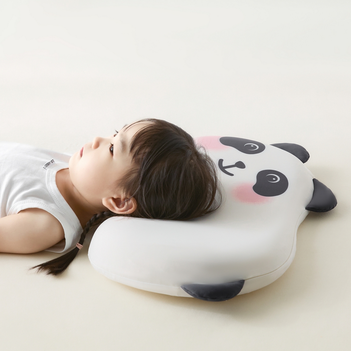 91家纺网 家纺一手货源 找家纺 小桃姐家纺 2026新款可爱卡通儿童记忆枕柯基熊猫小狗记忆枕芯枕头可拆洗儿童枕 萌趣熊猫