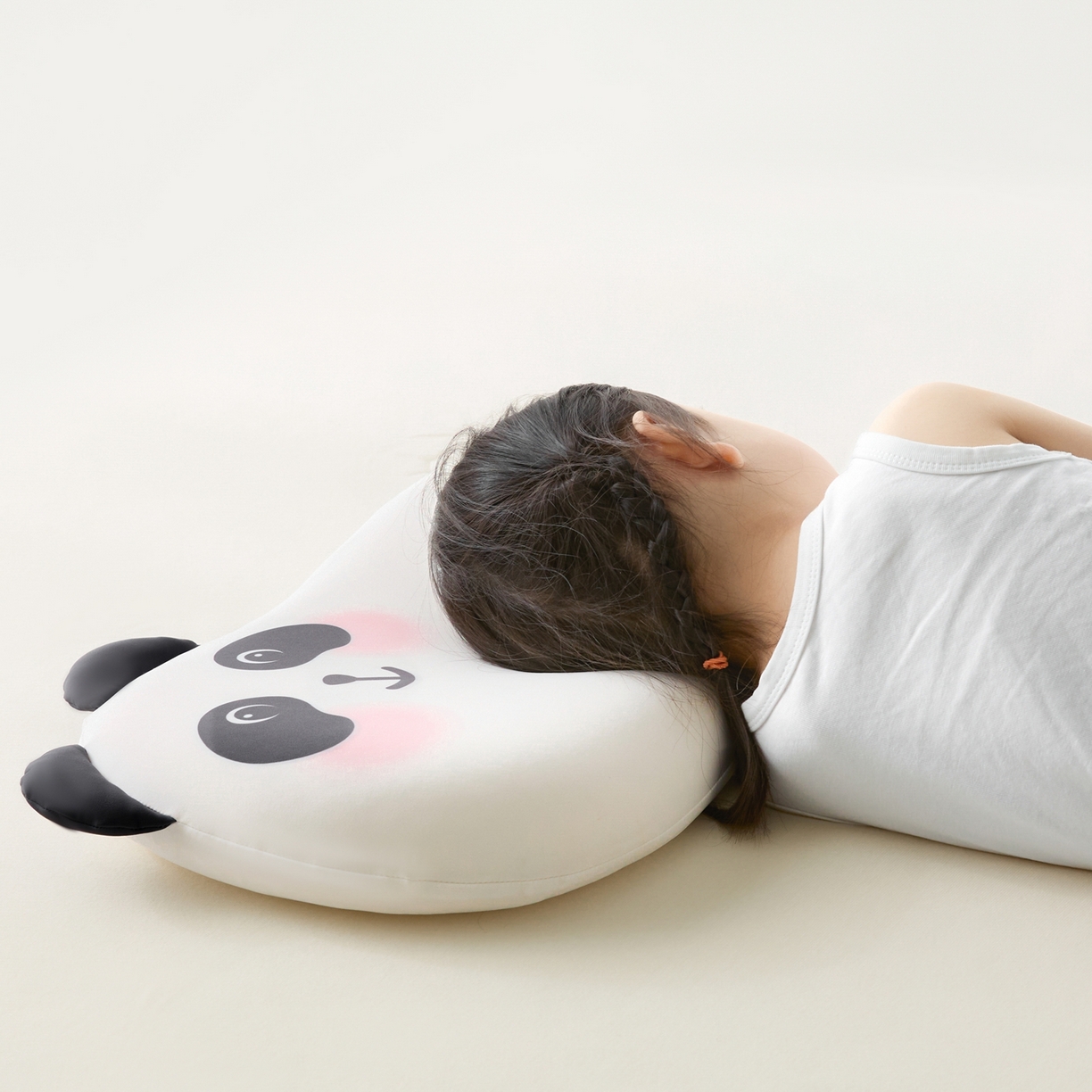 91家纺网 家纺一手货源 找家纺 小桃姐家纺 2026新款可爱卡通儿童记忆枕柯基熊猫小狗记忆枕芯枕头可拆洗儿童枕 萌趣熊猫