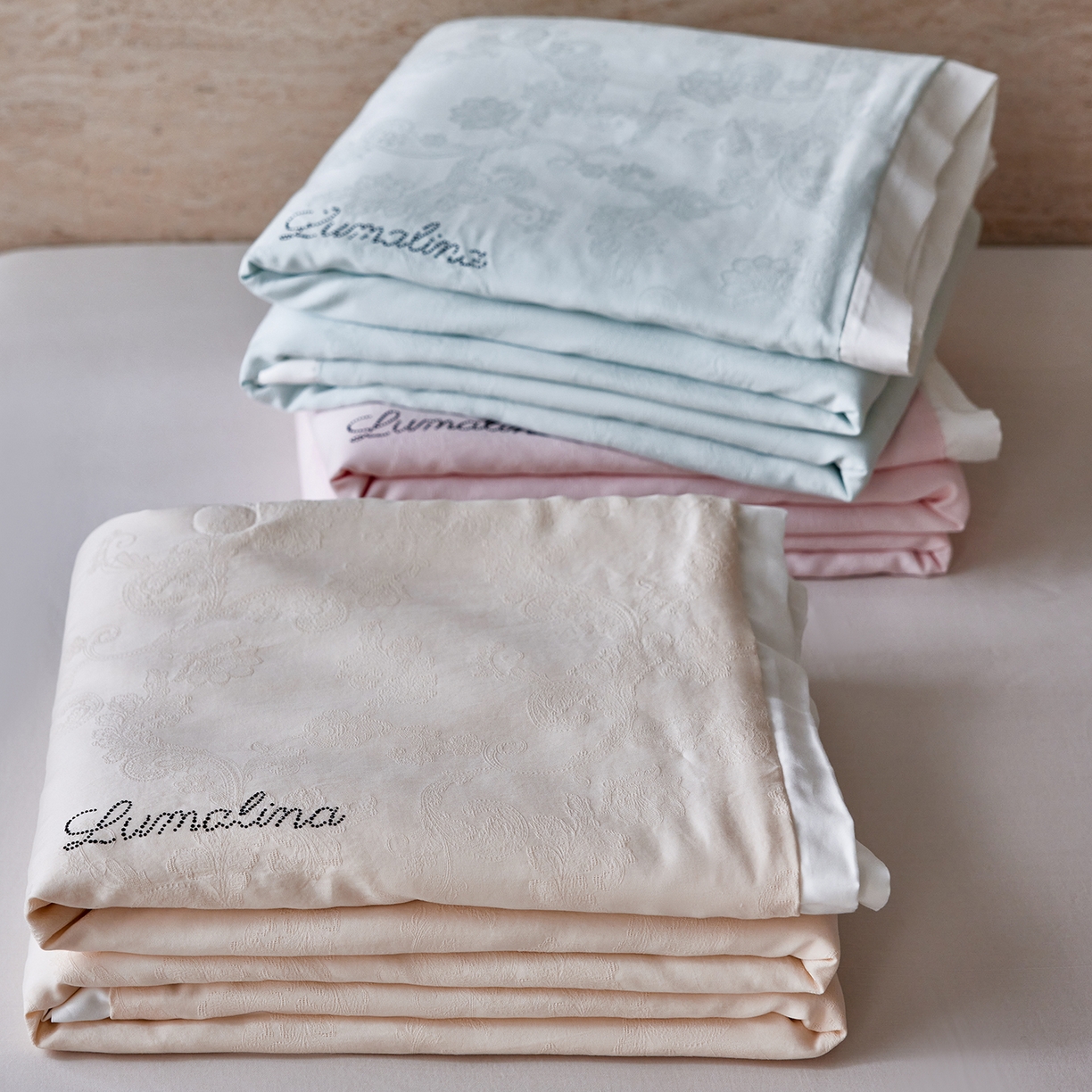 91家纺网 家纺一手货源 找家纺 （总）莱福仕 2026春夏新款浮光轻奢莱赛尔天丝夏被夏凉被空调被