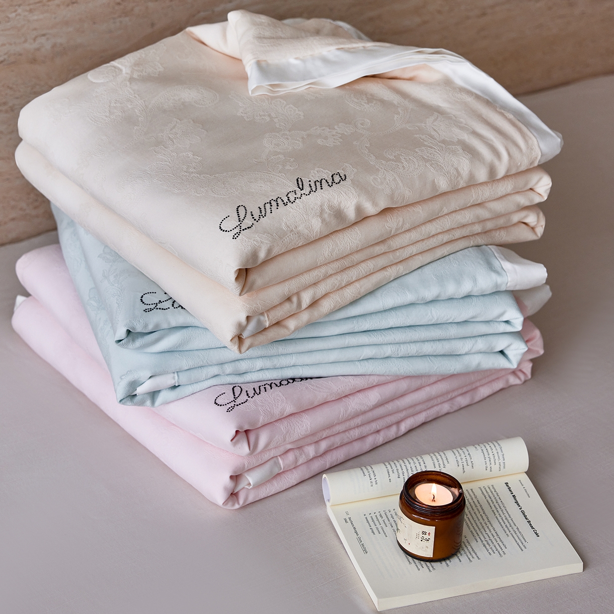 91家纺网 家纺一手货源 找家纺 （总）莱福仕 2026春夏新款浮光轻奢莱赛尔天丝夏被夏凉被空调被