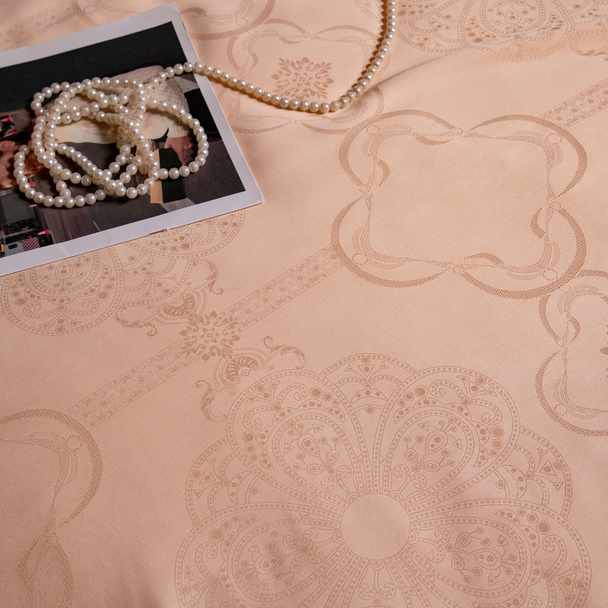 91家纺网 家纺一手货源 找家纺 合欢（原天一阁） 2026春夏新款60支贡缎提花竹棉100%蚕丝夏被春秋被 香槟金