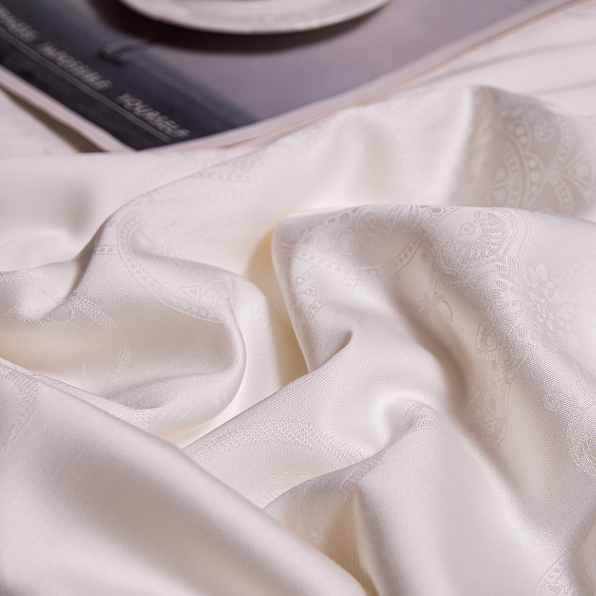 91家纺网 家纺一手货源 找家纺 （总）合欢（原天一阁） 2026春夏新款60支贡缎提花竹棉100%蚕丝夏被春秋被