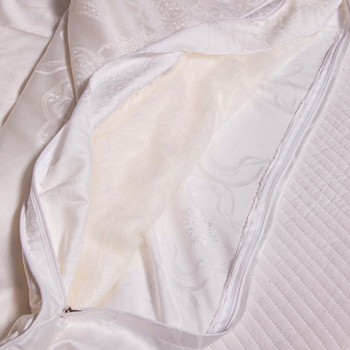 91家纺网 家纺一手货源 找家纺 （总）合欢（原天一阁） 2026春夏新款60支贡缎提花竹棉100%蚕丝夏被春秋被