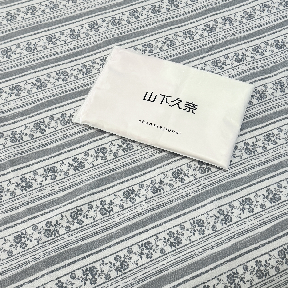 91家纺网 家纺一手货源 找家纺 一隅花田 2026新款竹感纤维双经双纬高密度四季软布席全棉花边款老粗布 春野