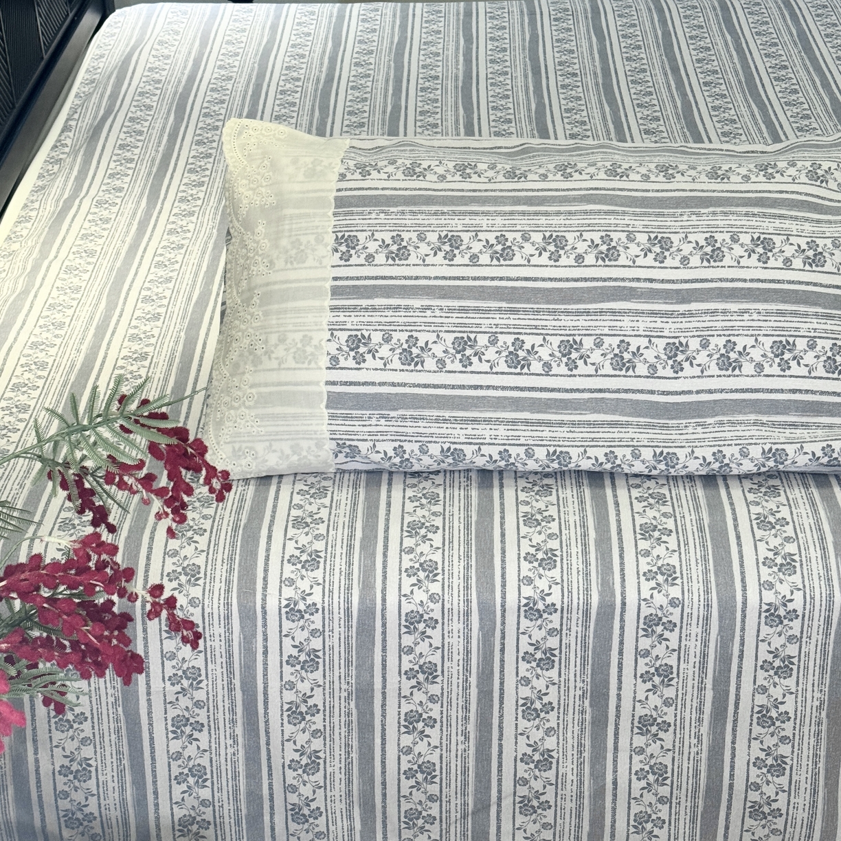 91家纺网 家纺一手货源 找家纺 一隅花田 2026新款竹感纤维双经双纬高密度四季软布席全棉花边款老粗布 春野