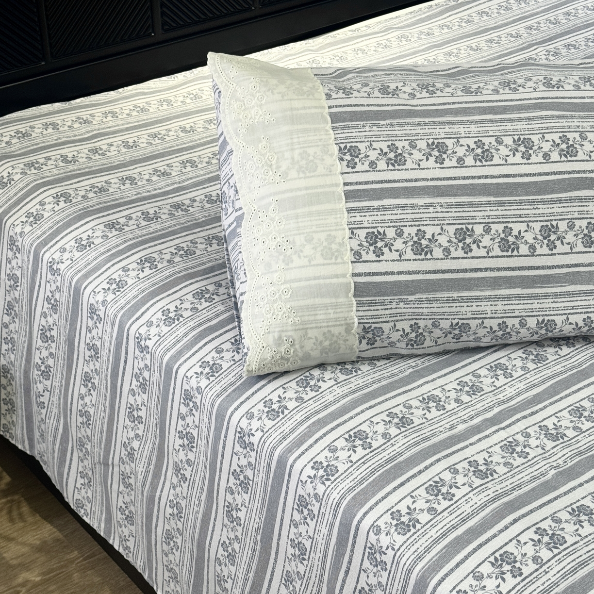 91家纺网 家纺一手货源 找家纺 一隅花田 2026新款竹感纤维双经双纬高密度四季软布席全棉花边款老粗布 春野